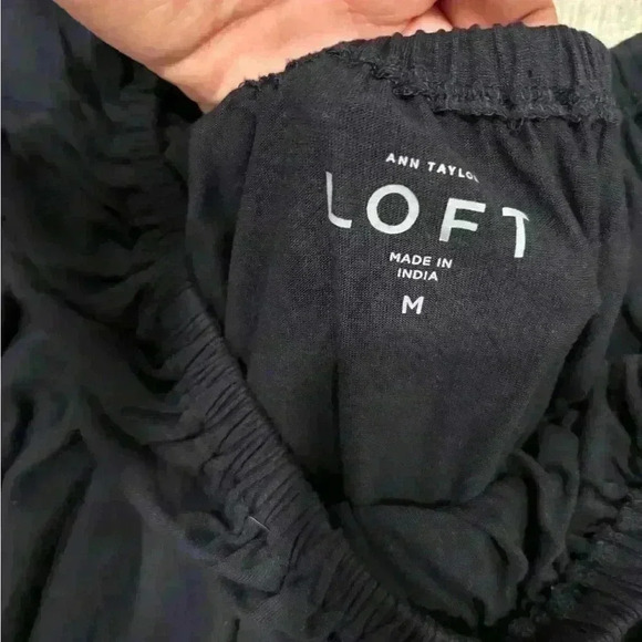 Ann Taylor LOFT Diamond Embroidered Off The Shoulder Top Size Medium navy - Picture 4 of 4